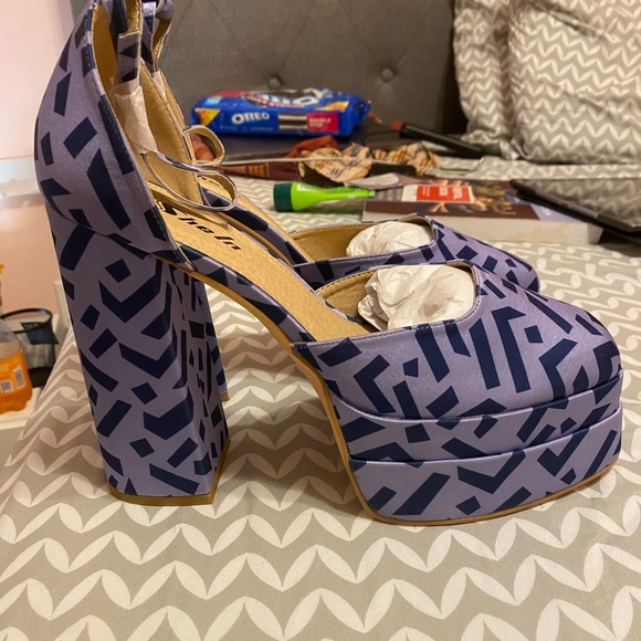 Platform heels - Picture 3 of 6